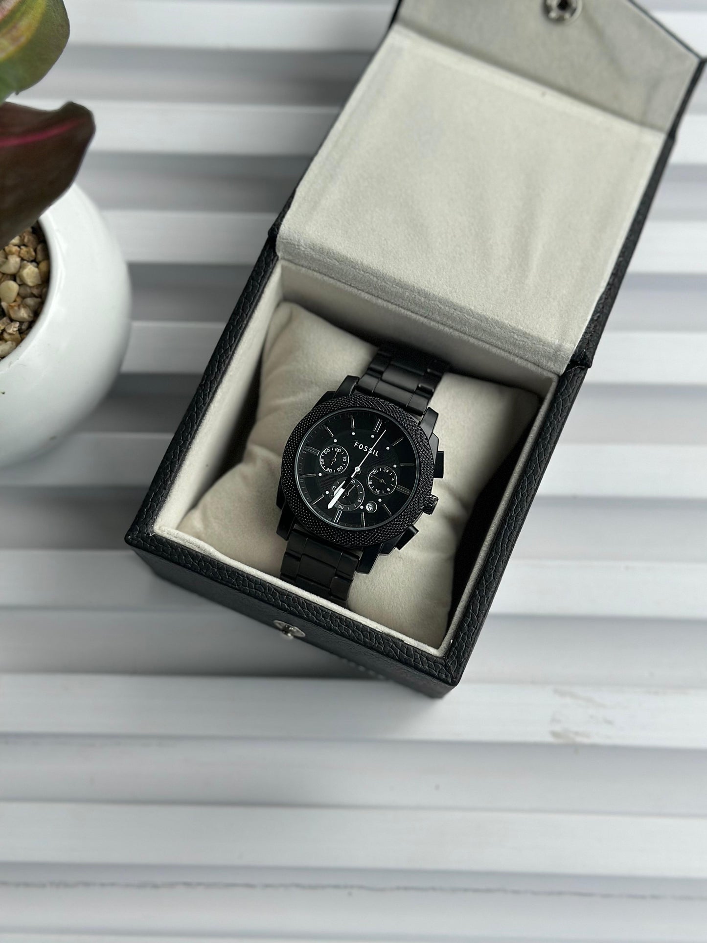 FOSSIL MATTE BLACK