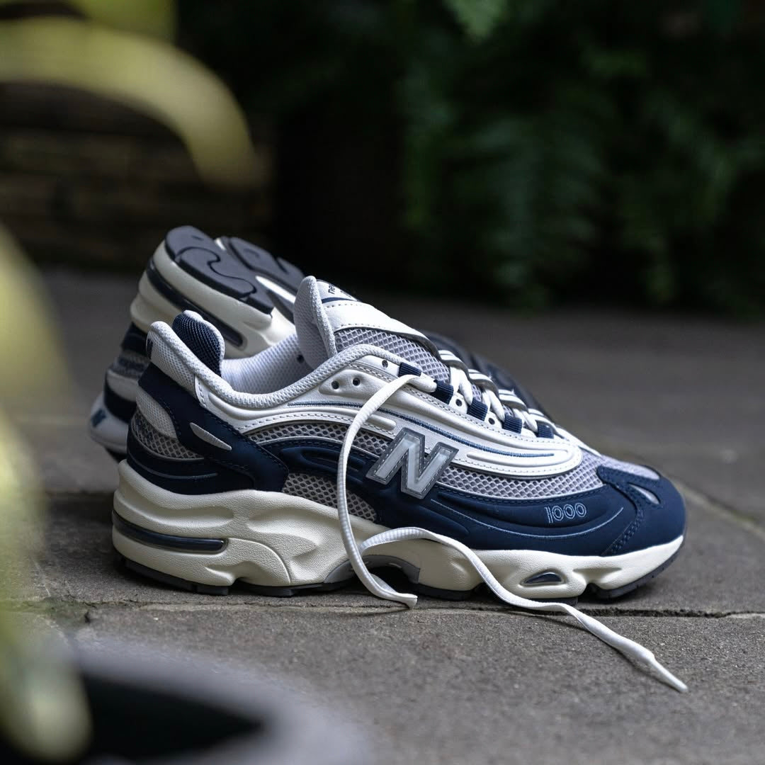 NEW BALANCE 1000