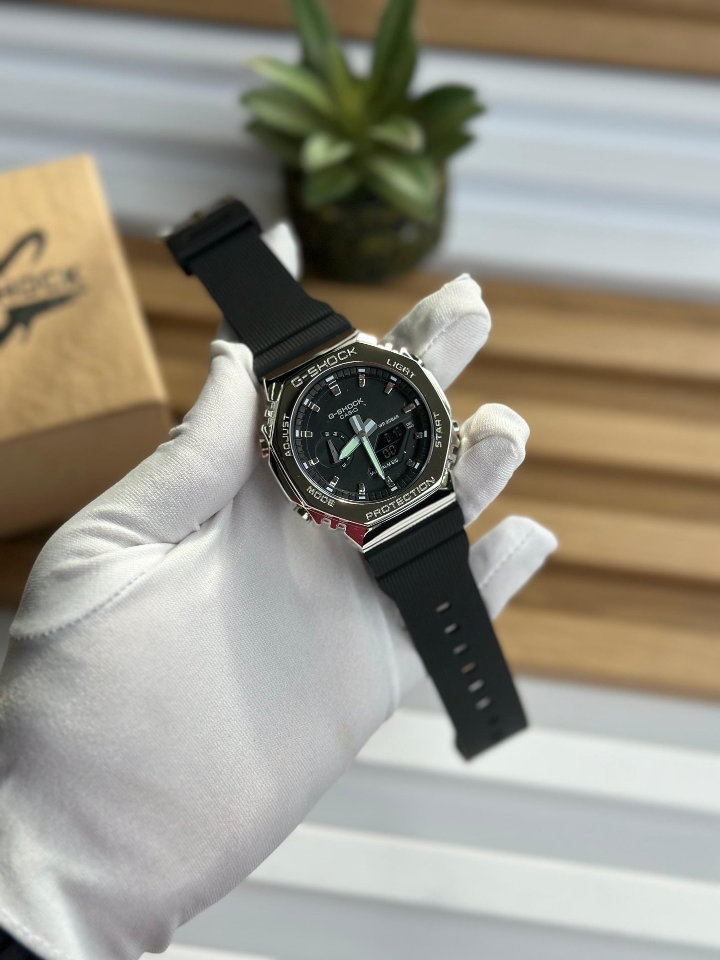 G-SHOCK 2100 METAL DIAL