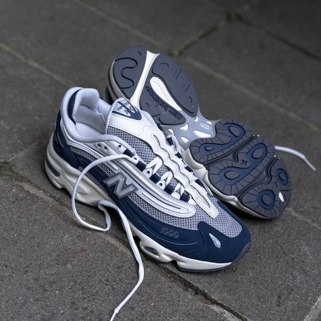 NEW BALANCE 1000