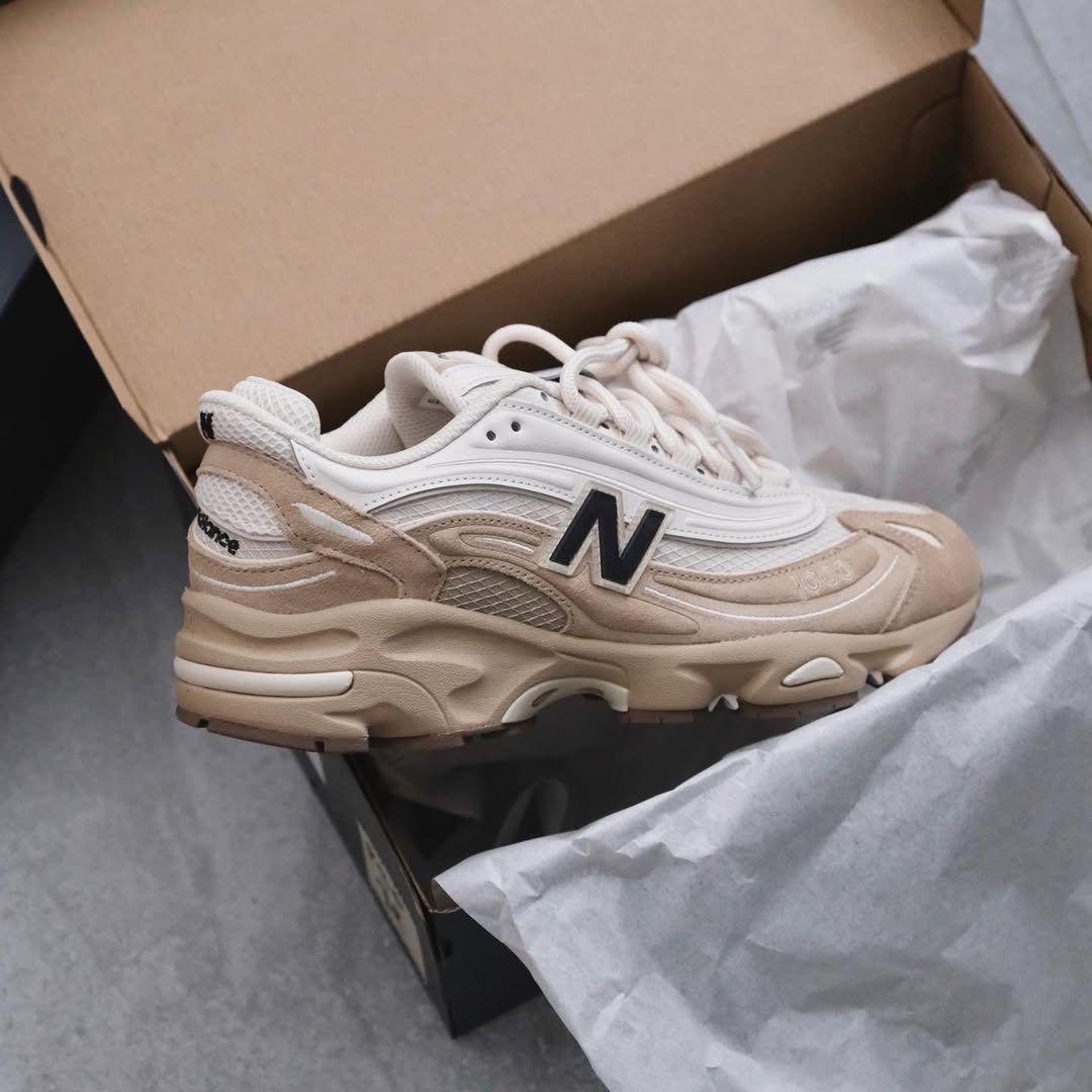 NEW BALANCE 1000