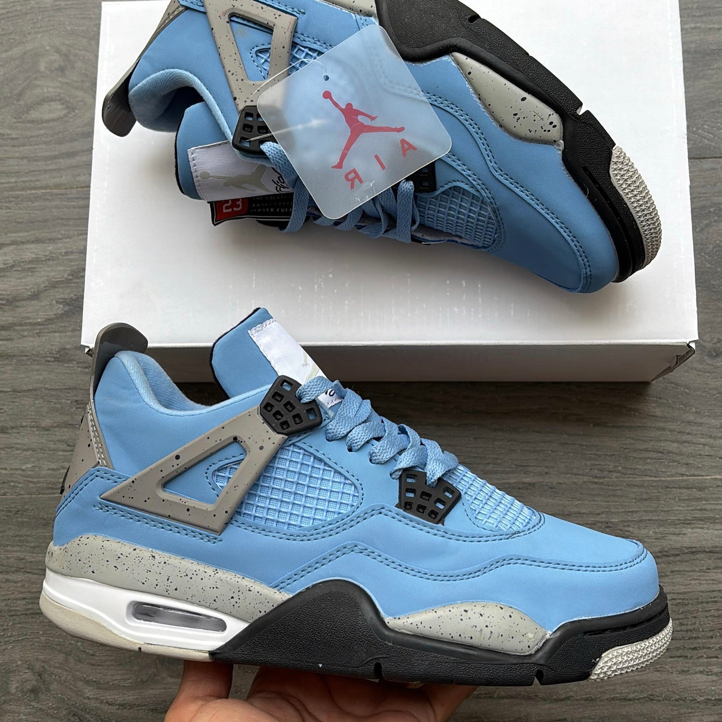 NIKE JORDAN RETRO 4