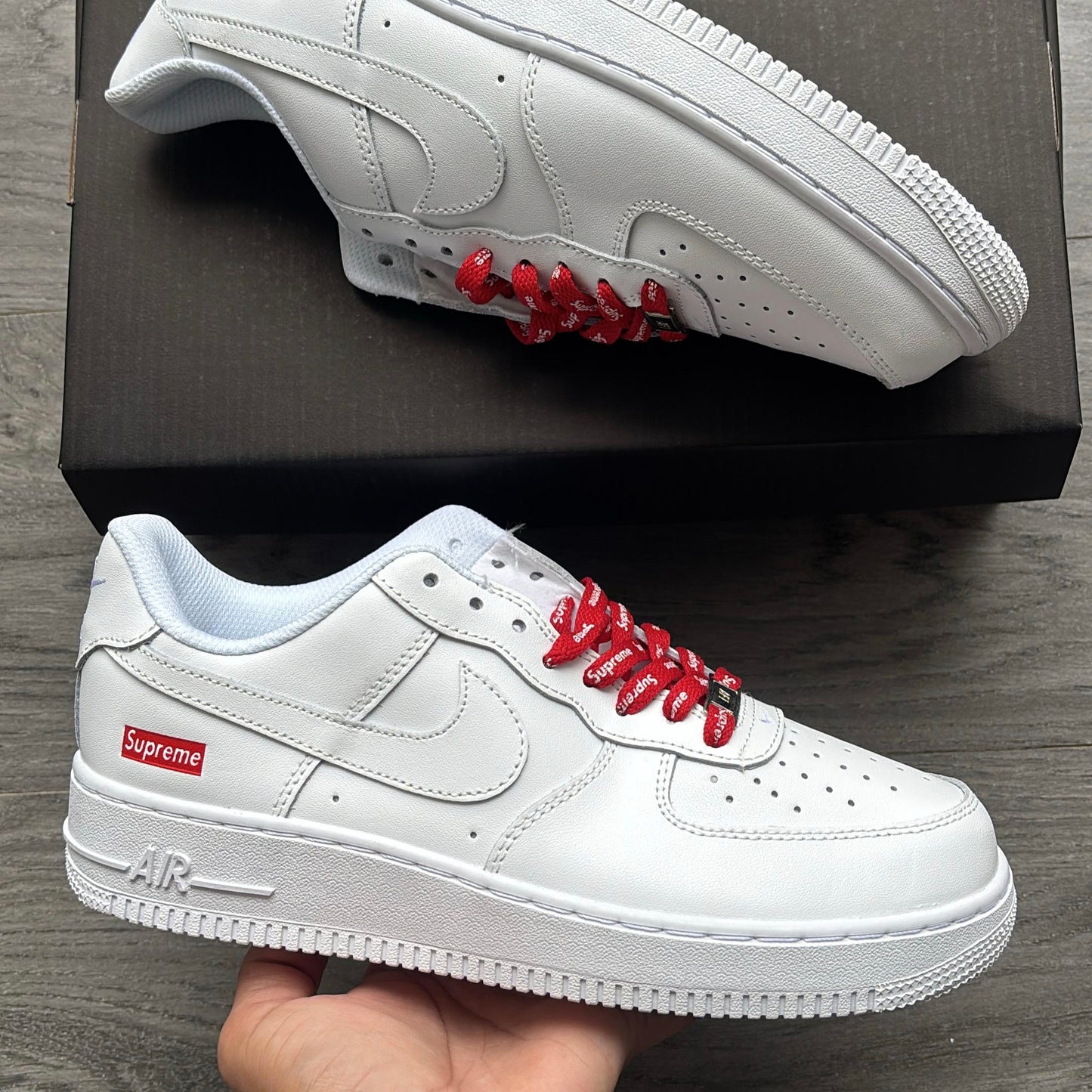 NIKE AIRFORCE 1 SUPREME