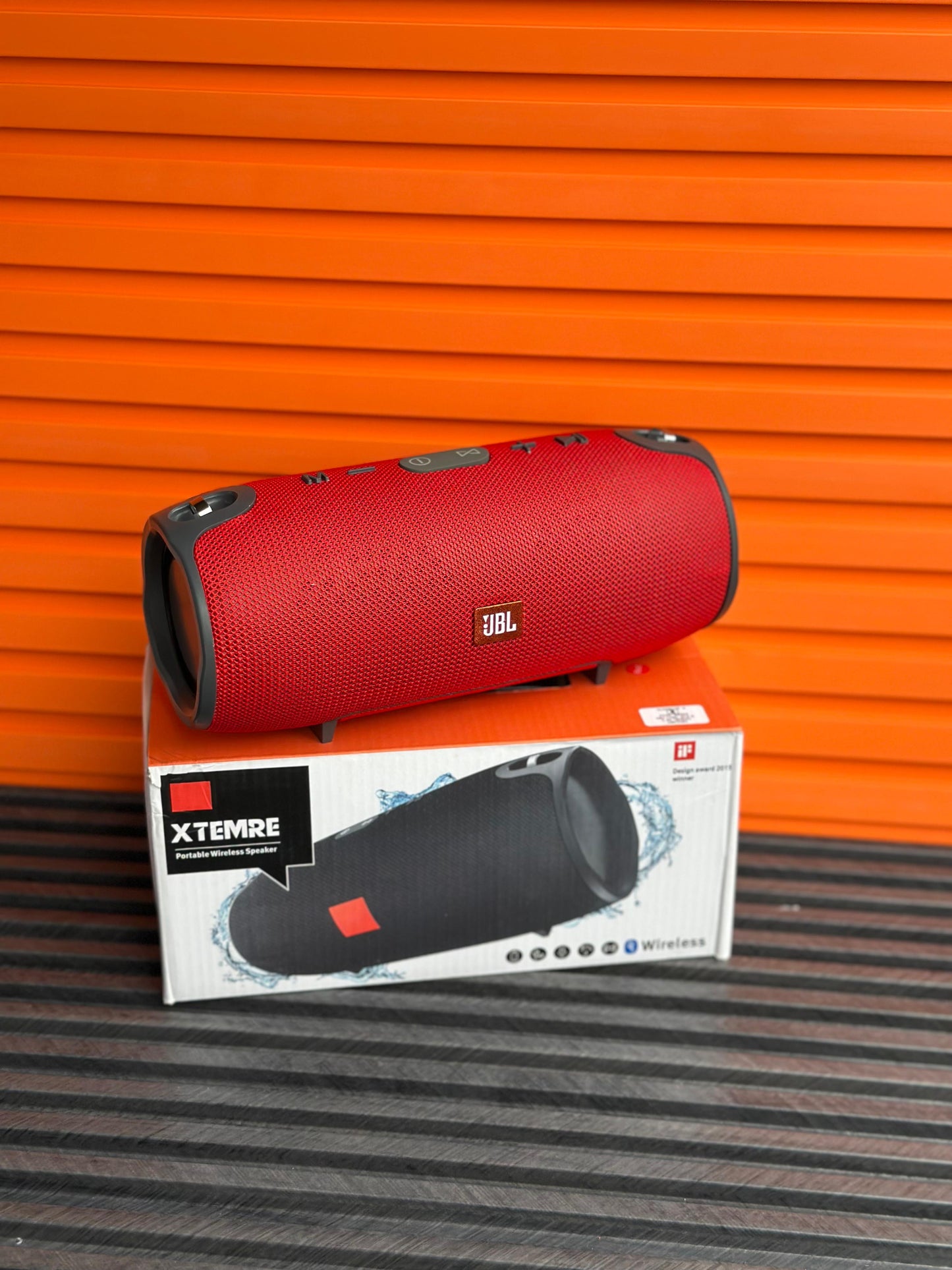 JBL XTREME